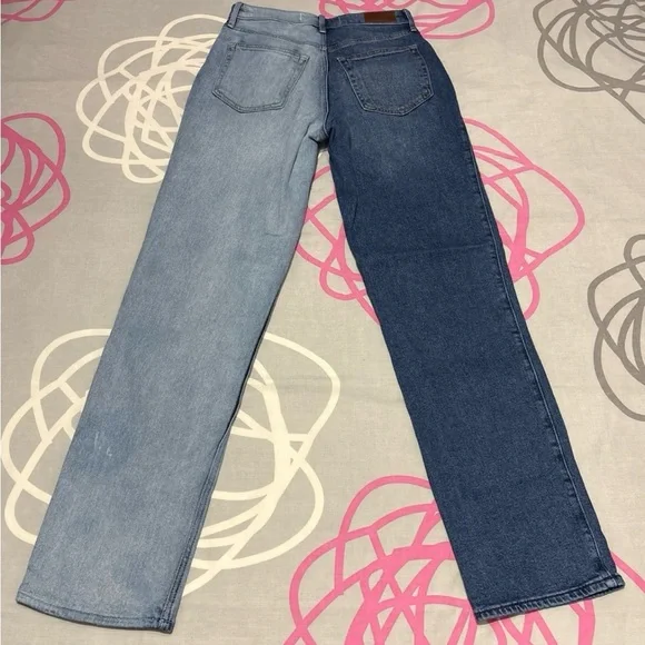 Hollister Ultra High-Rise Two-Tone Straight Leg Jeans - Picture 6 of 8